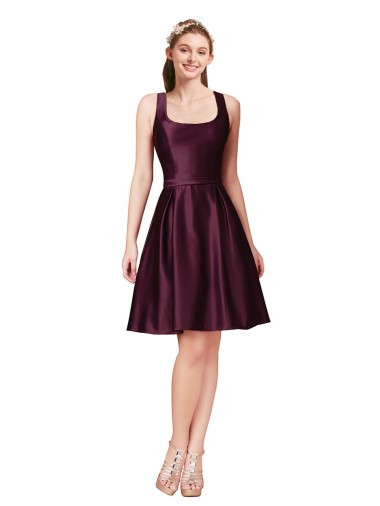 Cheap Classic Knee Length Satin Cocktail Prom Dress / Homecoming Dress with V Back and Bow Detail UK